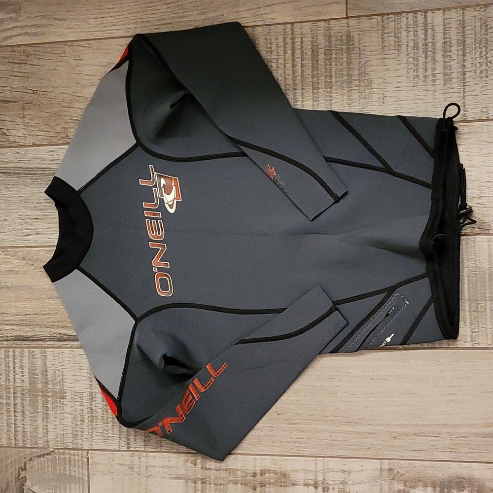 Oneil ultraflex wetsuit top